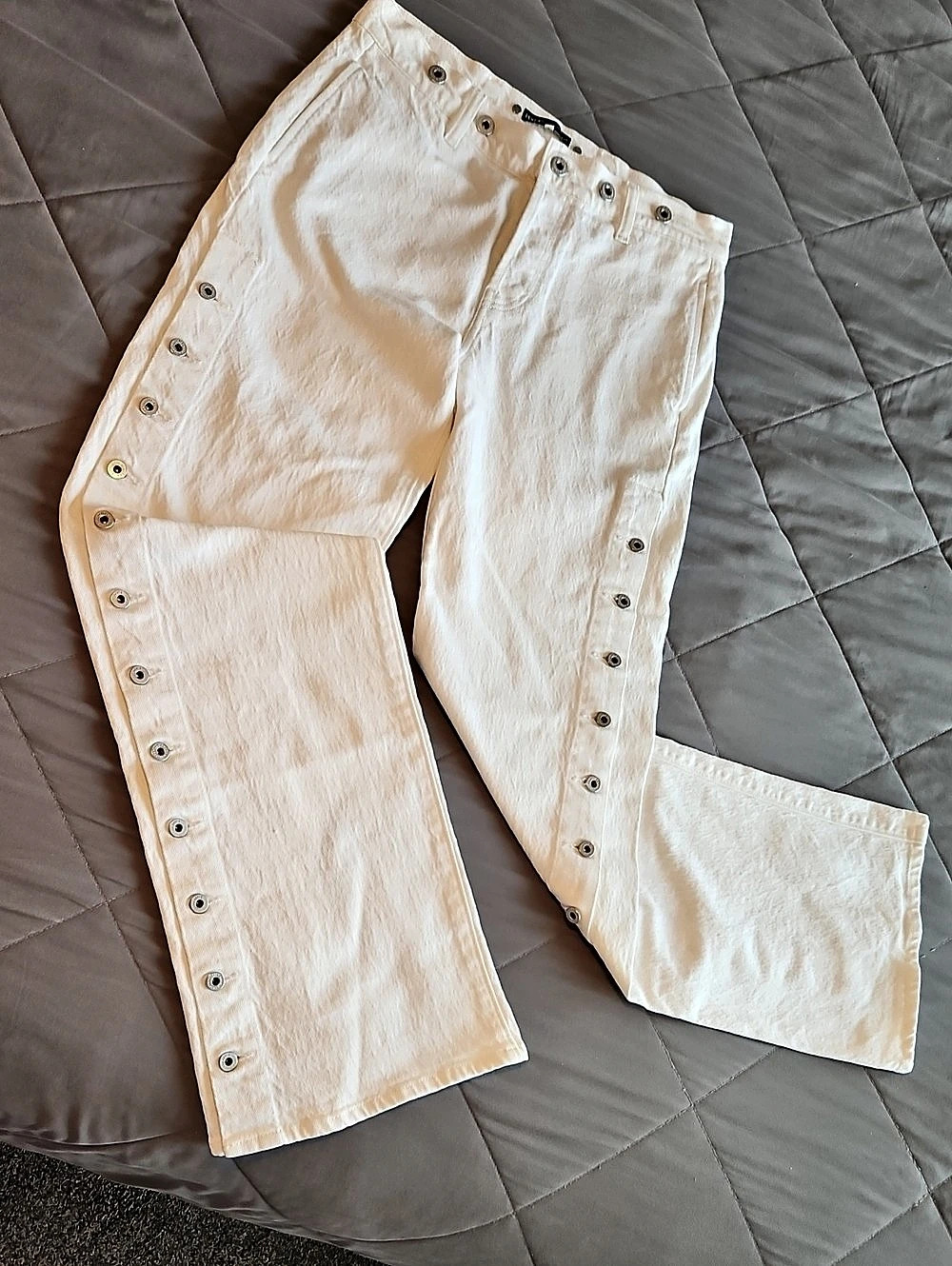 Levi's Made & Crafted Side-Button Straight Leg Pants in Off White Like New